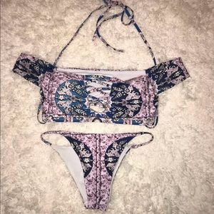Off the shoulder bikini